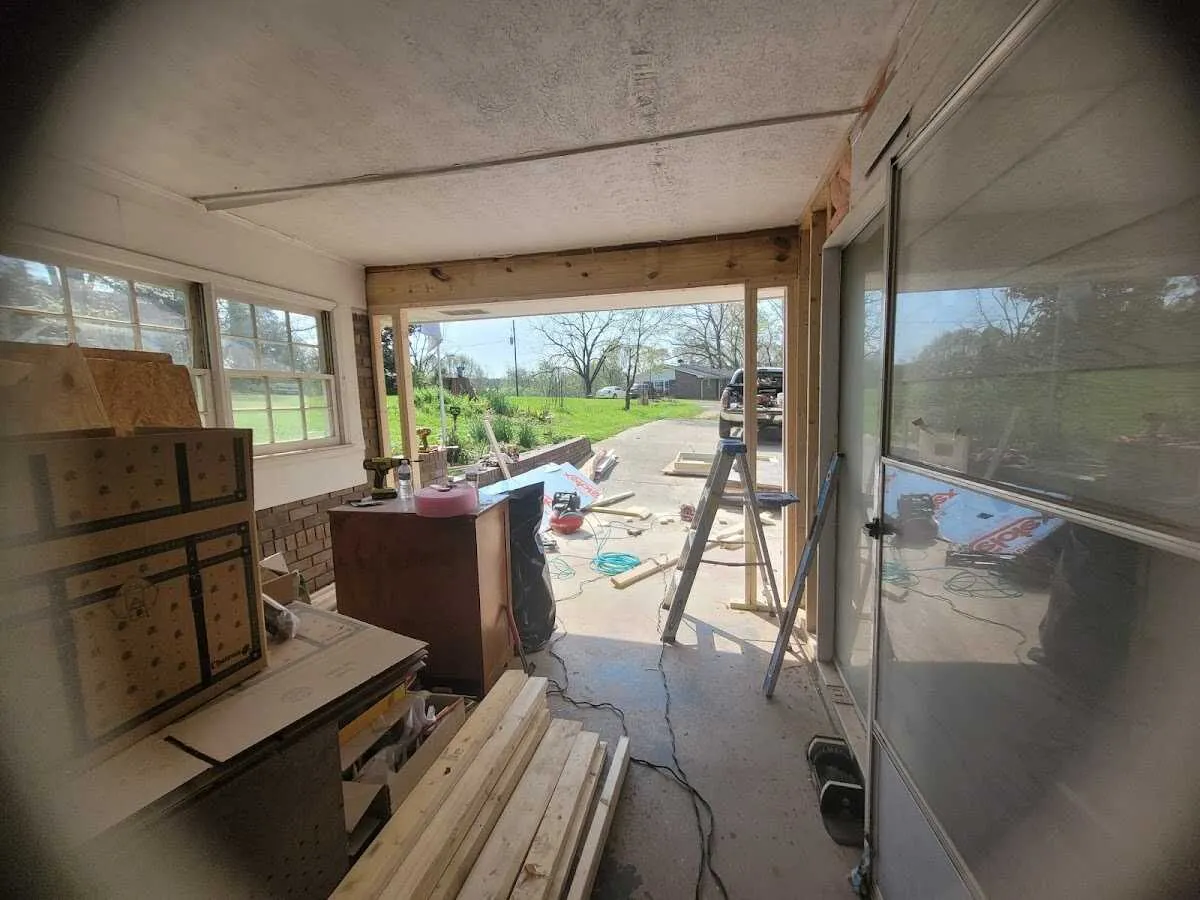 Air movers and dehumidifier for Water Mitigation Services in Country Club